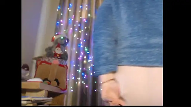 amorelara online show from December 2025 11:37:01 AM