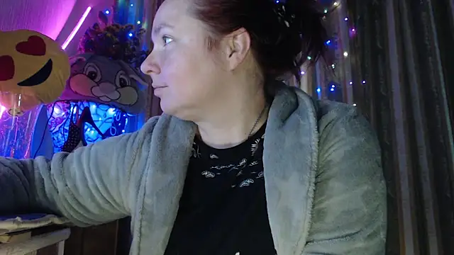 amorelara online show from May 2026 08:52:02 AM