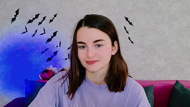 Snapshot of Miss_Arwen chatting on October 2025 04:35:02 AM Miss Arwen online show from October 2025 04:35:02 AM