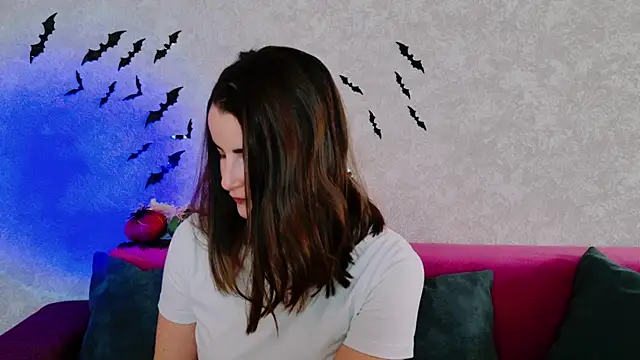 Snapshot of Miss_Arwen chatting on October 2025 04:23:02 AM Miss Arwen online show from October 2025 04:23:02 AM