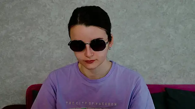 Snapshot of Miss_Arwen chatting on December 2025 04:29:02 AM Miss Arwen online show from December 2025 04:29:02 AM