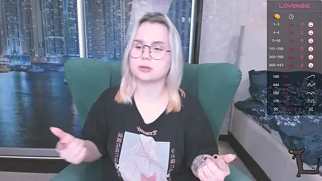 Snapshot of miray_kuriyama123 chatting on December 2024 05:59:02 AM miray kuriyama123 online show from December 2024 05:59:02 AM