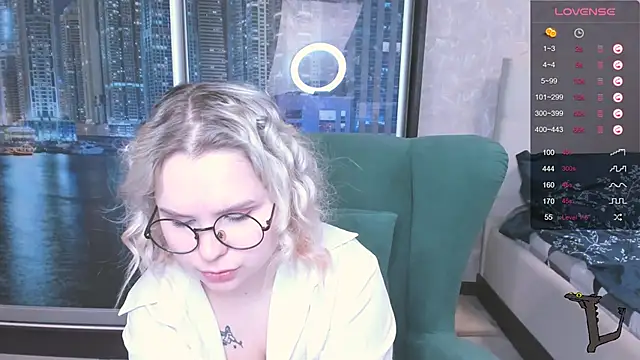 Snapshot of miray_kuriyama123 chatting on December 2024 04:05:02 PM miray kuriyama123 online show from December 2024 04:05:02 PM