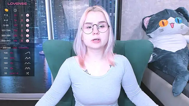 Snapshot of miray_kuriyama123 chatting on January 2025 12:45:01 AM miray kuriyama123 online show from January 2025 12:45:01 AM