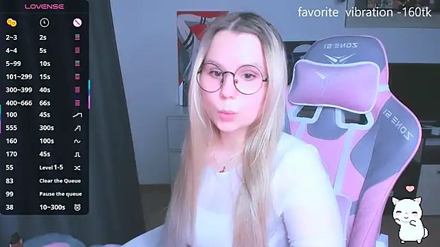 Snapshot of miray_kuriyama123 chatting on October 2025 06:23:01 PM miray kuriyama123 online show from October 2025 06:23:01 PM