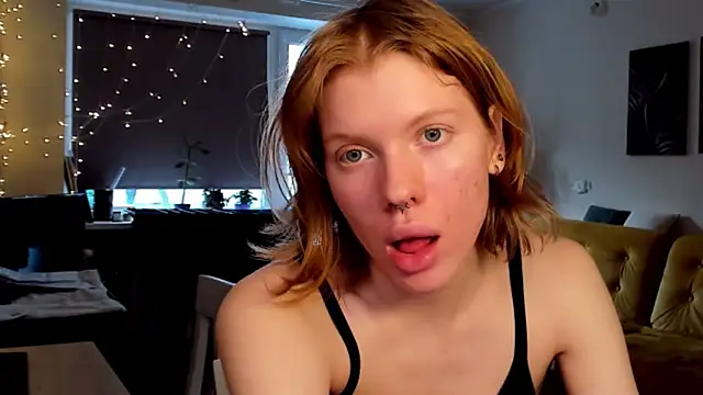 Snapshot of StellaDavis chatting on February 2025 12:22:02 PM StellaDavis online show from February 2025 12:22:02 PM