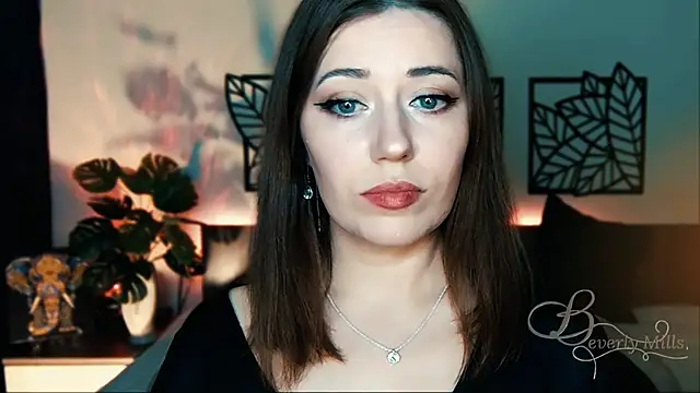 MissBeverlyMills online show from February 2025 05:41:02 PM