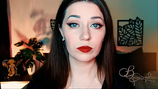 MissBeverlyMills online show from March 2025 02:40:01 PM