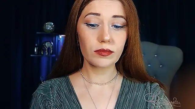 Snapshot of MissBeverlyMills chatting on April 2026 05:43:01 PM MissBeverlyMills online show from April 2026 05:43:01 PM