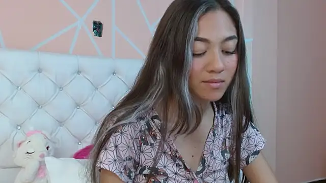 Snapshot of hantonella_ chatting on September 2025 07:28:02 PM hantonella online show from September 2025 07:28:02 PM