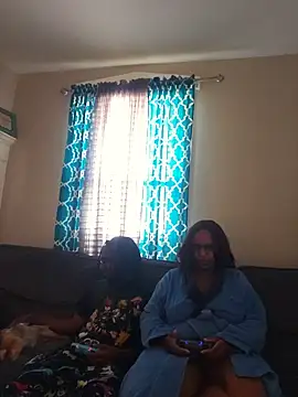 nibblesngomez online show from June 2026 03:05:01 PM