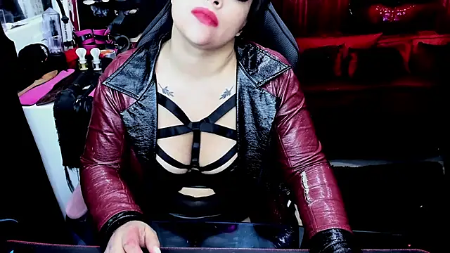 True Bdsm online show from December 2024 03:54:02 AM