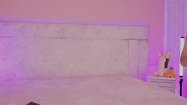 VeronicaMartiin online show from February 2026 01:22:01 PM