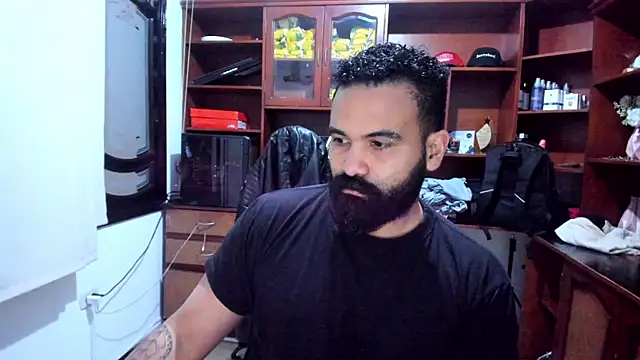 Snapshot of Drako_Argentii chatting on December 2024 12:47:01 PM Drako Argentii online show from December 2024 12:47:01 PM