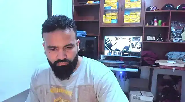 Snapshot of Drako_Argentii chatting on February 2025 06:54:01 AM Drako Argentii online show from February 2025 06:54:01 AM