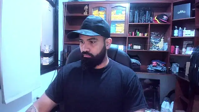 Snapshot of Drako_Argentii chatting on February 2025 01:08:02 PM Drako Argentii online show from February 2025 01:08:02 PM