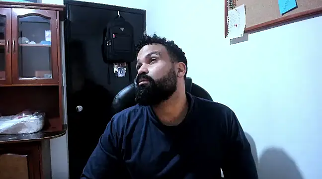 Snapshot of Drako_Argentii chatting on March 2025 10:06:02 PM Drako Argentii online show from March 2025 10:06:02 PM