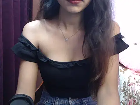 Snapshot of Angel_kiyara chatting on September 2025 06:20:01 PM Angel kiyara online show from September 2025 06:20:01 PM