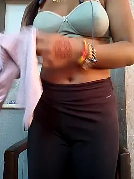 Snapshot of Sarita_7 chatting on February 2025 06:35:01 AM Sarita 7 online show from February 2025 06:35:01 AM