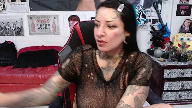 Snapshot of Rollyderolandia666 chatting on January 2025 02:14:01 AM Rollyderolandia666 online show from January 2025 02:14:01 AM