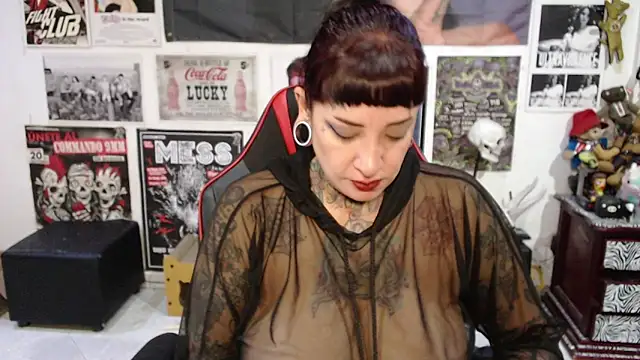 Rollyderolandia666 online show from March 2026 10:25:01 PM