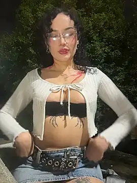 Electra doll  online show from November 2025 12:32:01 AM