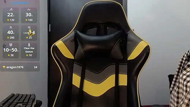 Snapshot of v1cky_ chatting on October 2025 11:03:02 PM v1cky online show from October 2025 11:03:02 PM