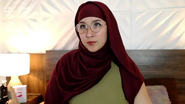 Snapshot of Dalila_bashar chatting on February 2025 05:03:02 PM Dalila bashar online show from February 2025 05:03:02 PM