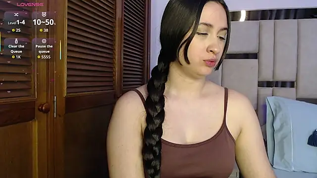 Snapshot of sofiaduque_26 chatting on May 2026 07:31:01 PM sofiaduque 26 online show from May 2026 07:31:01 PM