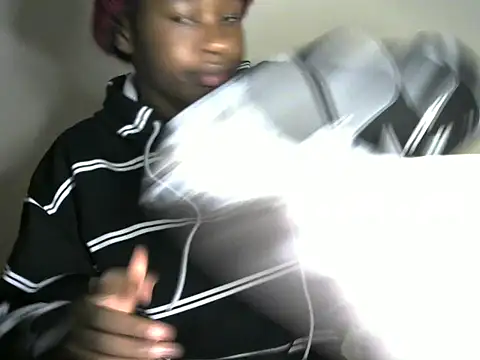 Snapshot of Novah_ chatting on March 2026 05:49:01 PM Novah online show from March 2026 05:49:01 PM