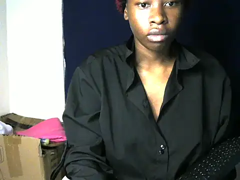 Snapshot of Novah_ chatting on May 2026 02:28:01 AM Novah online show from May 2026 02:28:01 AM