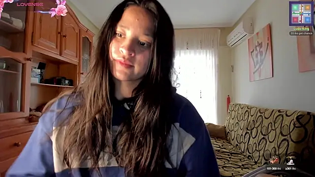 bella apont online show from December 2024 09:02:01 AM