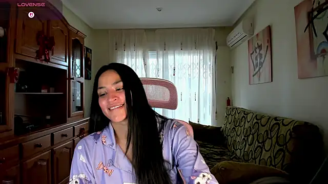 bella apont online show from March 2025 09:05:02 AM