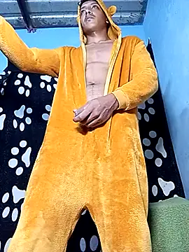 Snapshot of Raspatumam chatting on April 2026 12:39:01 AM Raspatumam online show from April 2026 12:39:01 AM