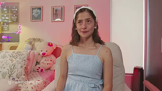 KittyAna online show from October 2025 07:34:01 PM