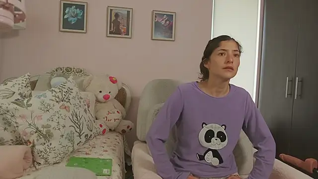 KittyAna online show from October 2025 05:50:02 PM