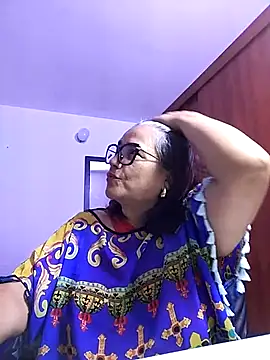 MARIANMILLS   online show from December 2025 02:17:02 AM