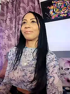 Snapshot of Charlotte_Bayron chatting on January 2025 11:22:02 PM Charlotte Bayron online show from January 2025 11:22:02 PM