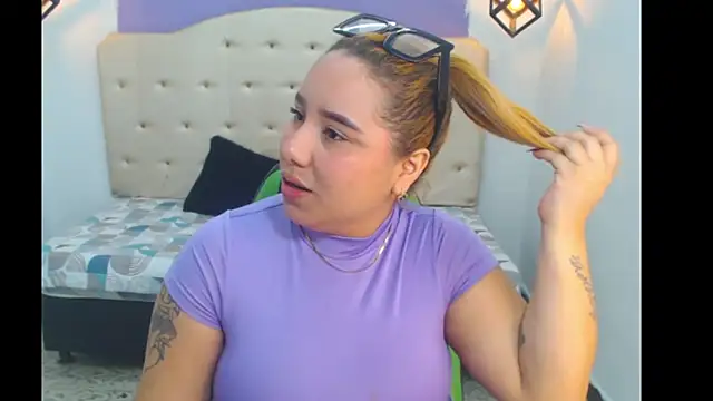 Kathiasaints online show from February 2026 06:29:02 PM