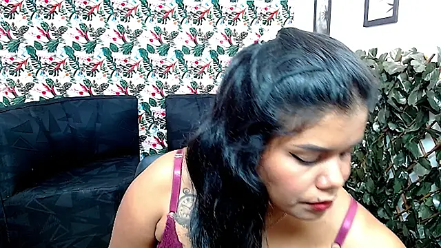 Snapshot of Wendy_Hot_ chatting on January 2025 07:17:01 AM Wendy Hot online show from January 2025 07:17:01 AM