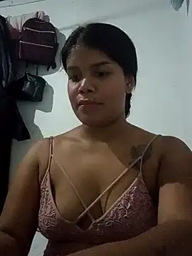 Snapshot of Wendy_Hot_ chatting on February 2025 04:14:02 AM Wendy Hot online show from February 2025 04:14:02 AM