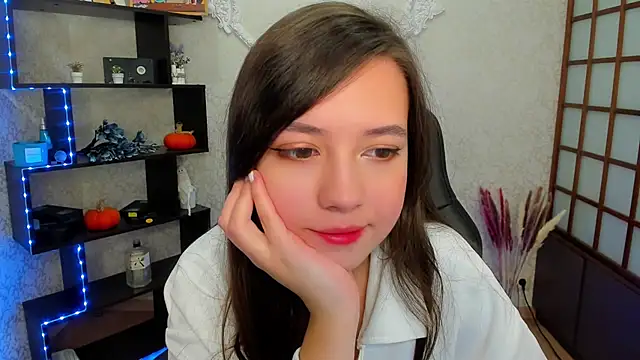 Lina Brownie online show from December 2024 02:13:02 AM