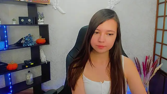 Lina Brownie online show from December 2024 02:08:02 AM