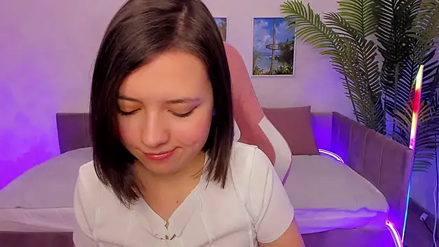 Lina Brownie online show from February 2025 04:51:02 AM