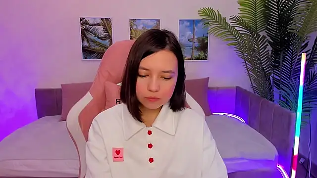 Lina Brownie online show from February 2025 02:29:02 AM