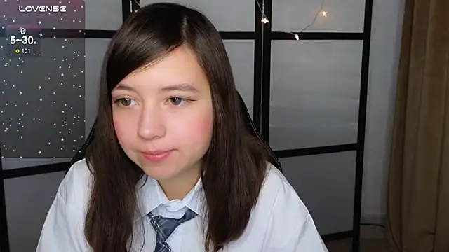 Lina Brownie online show from October 2025 01:31:01 AM