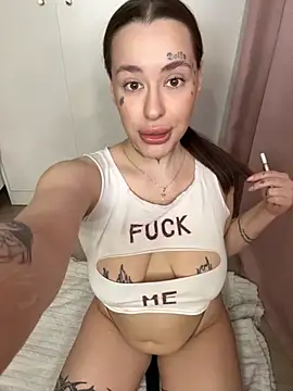 Snapshot of fuckdoll_18 chatting on October 2025 07:59:02 AM fuckdoll 18 online show from October 2025 07:59:02 AM