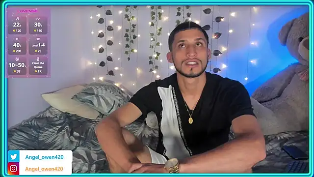 Snapshot of Angel_owen1 chatting on January 2025 06:25:02 AM Angel owen1 online show from January 2025 06:25:02 AM