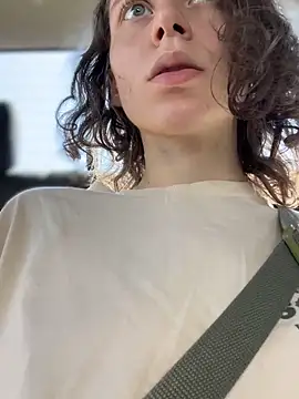 Snapshot of RinaMood chatting on November 2025 04:11:02 AM RinaMood online show from November 2025 04:11:02 AM