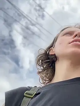 Snapshot of RinaMood chatting on November 2025 04:29:02 AM RinaMood online show from November 2025 04:29:02 AM